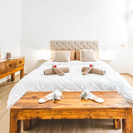 Cas358 Luxury Suite บารี ภายนอก รูปภาพ