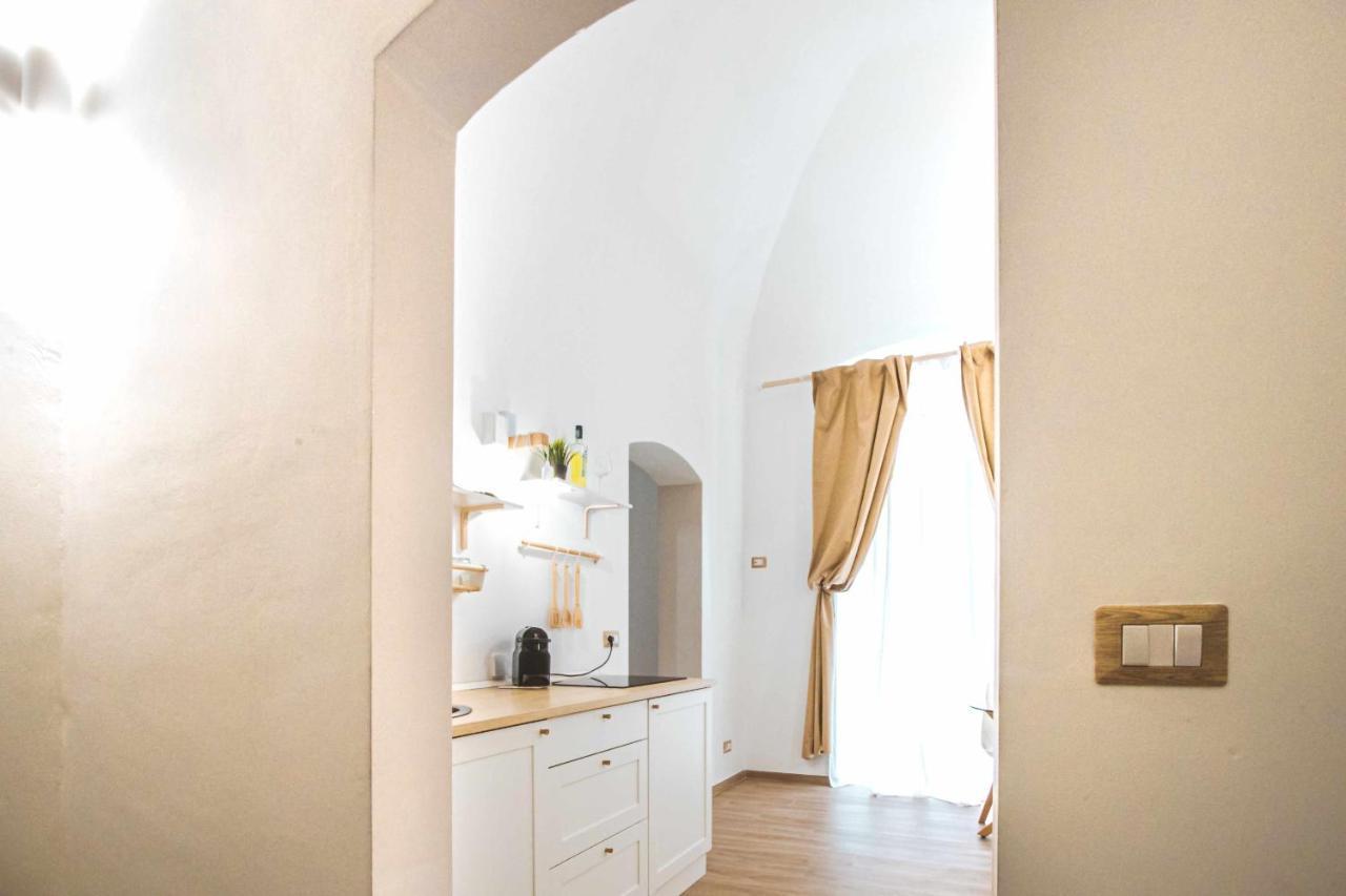 Cas358 Luxury Suite บารี ภายนอก รูปภาพ