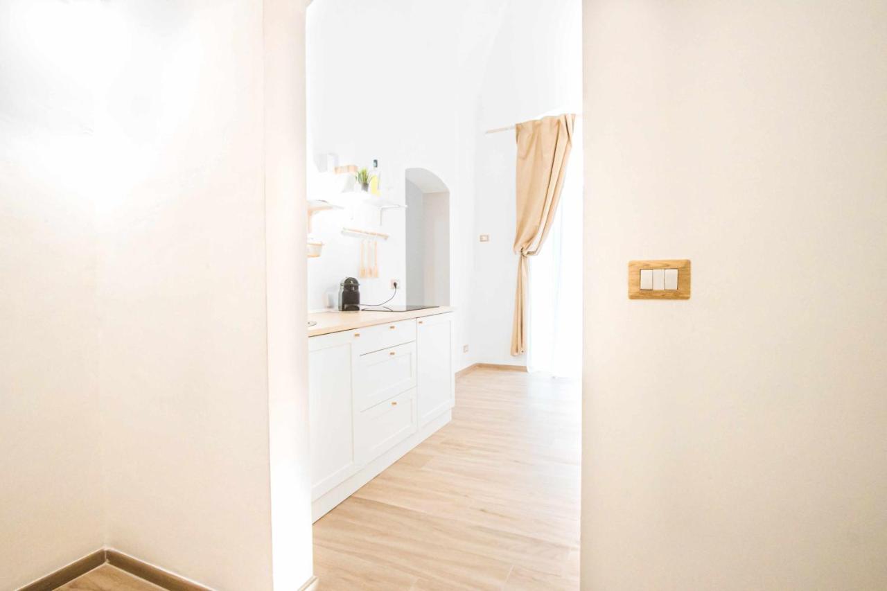 Cas358 Luxury Suite บารี ภายนอก รูปภาพ