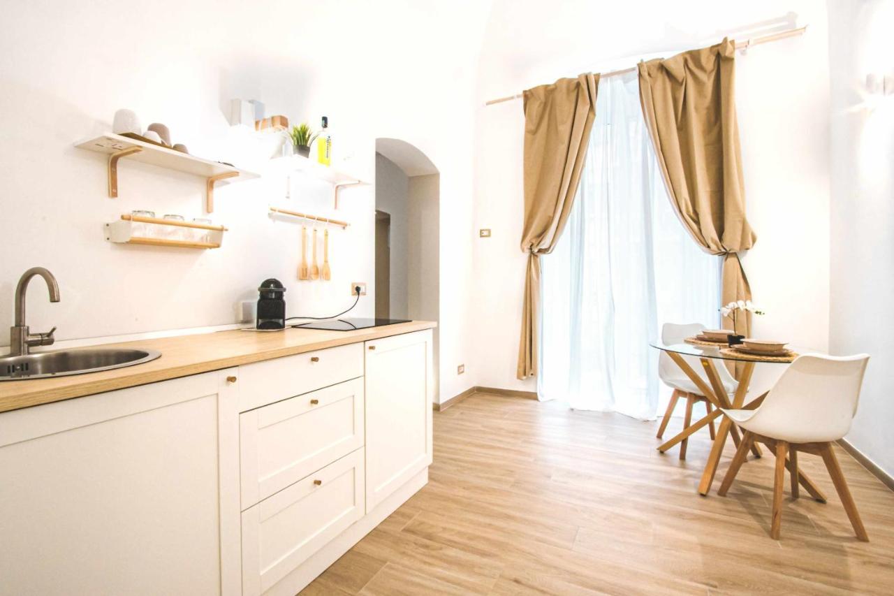 Cas358 Luxury Suite บารี ภายนอก รูปภาพ